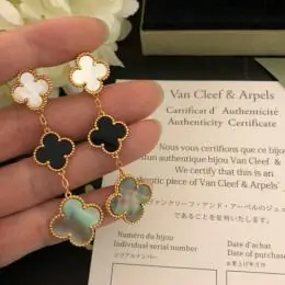 van cleef  arpels boucles doreilles pour femme s_1205312